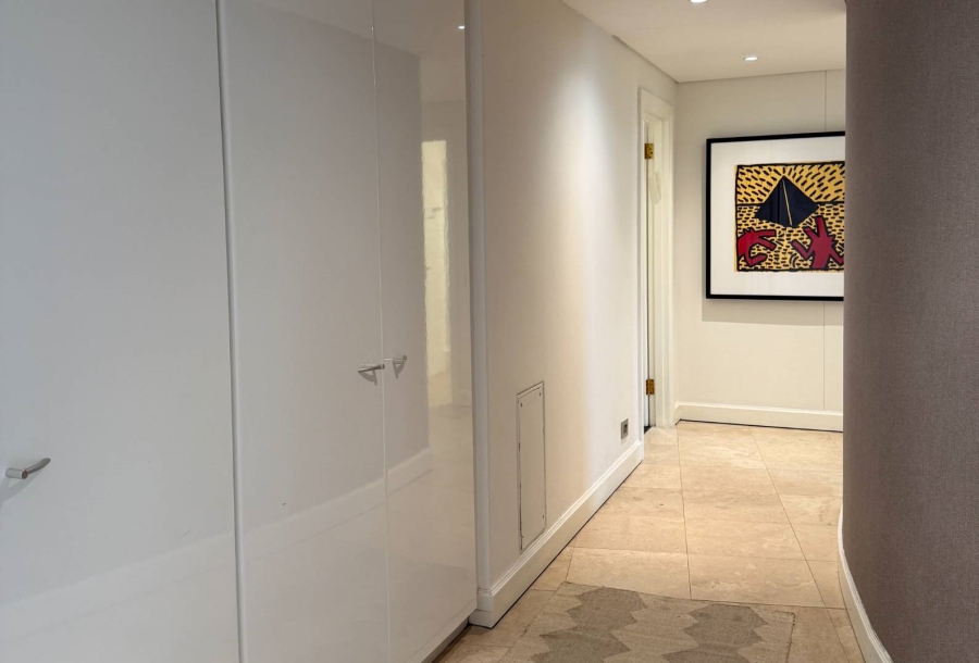 To Let 3 Bedroom Property for Rent in Sea Point Western Cape